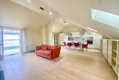 Apartament cu 2 camere semidecomandat, mobilat în Central