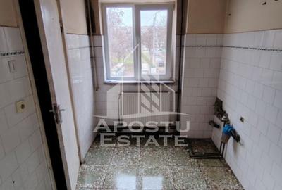 Apartament cu 2 camere de vanzare, boxa, Zona Cetatii, Timisoara - 7