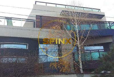 Casă individuală cu 8 camere în Colentina