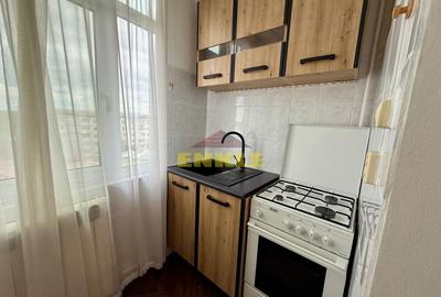 De vanzare apartament 2 camere decomandat - 6