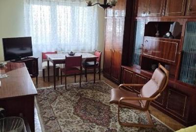 3 camere decomandat 66 mp + 2 balcoane, etaj 6/10, Parang 17, mobilat clasic - 1