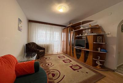 AP. 2 CAMERE P-TA SUDULUI, BLOC REABILITAT, BUCATARIE INCHISA,METROU - 1