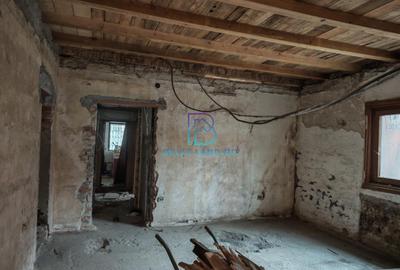 Bucurestii Noi, Biserica Basilescu, casa 183mp, 5 camere, teren 340mp - 5