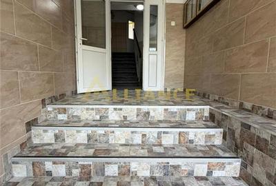 Metrou Aparatorii Patriei 3 cam bloc 1985 et 2 - 14