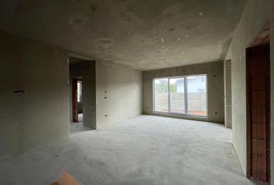 Duplex 3camere separat prin CT Mosnita Noua - 1