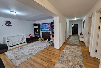 Casa Raiul Copiilor - Crevedia/Darza ( Parter+ etaj ) - 26