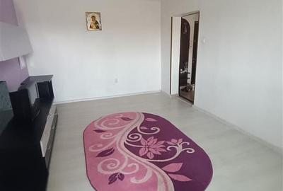 SPATIOS! Ap 2 Camere, etaj Intermediar in bloc cu Lift-58 mp - 2