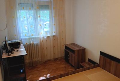 Apartament 3 camere-parter inalt-ideal pentru locuit sau investitie-zona Dacia - 7