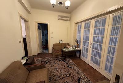 Vanzare apartament patru camere in vila cartierul Armenesc curte - 8