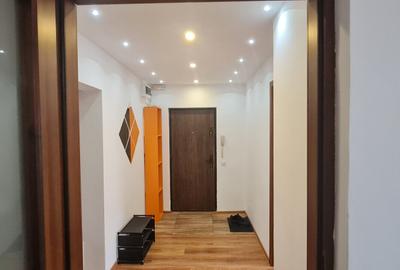 Decebal Alba Iulia - Muncii Metrou la 3 minute, 3 Camere Decomandat, parcare - 1