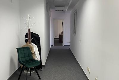 Bloc de birouri nou..se vinde un etaj.300 mp suprafață utilă. - 5