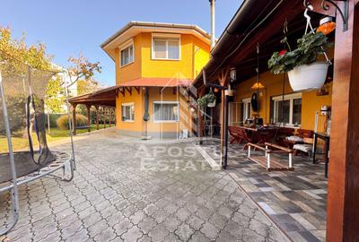 Casa pt. 2 familii, cu 9 camere, teren 832mp, Zona Girocului Timisoara - 3