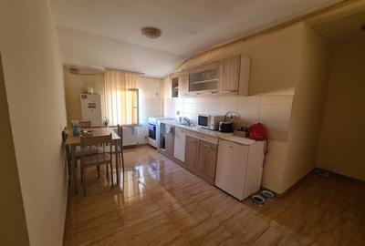 Inchiriez apartament 1 camera zona Dambovita - 1