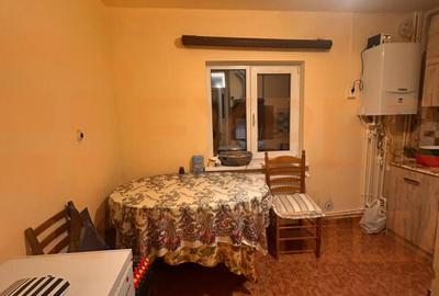 Apartament 4 camere de vanzare, in zona Tomis Nord - Constanta - 8