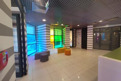 Comision 0! Inchiriere birouri in zona Universitate - 274mp - 2