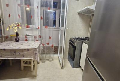 Apartament - 3 camere - semidecomandat -Titan - 11