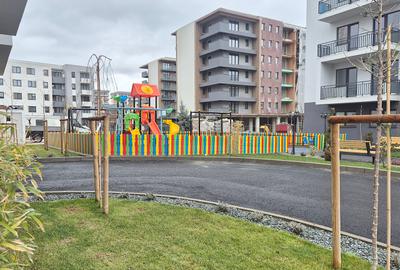 Zona Coresi - str. Ioan Popasu, apartament la prima inchiriere. - 1