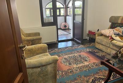 Apartament decomandat cu 4 camere in zona Manta Rosie - Siraj