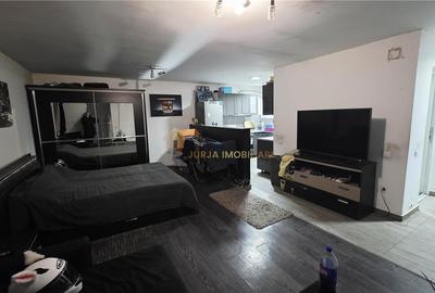 CASA 70 MP TEREN 382 MP  ZONA PARCUL FEROVIAR - 2