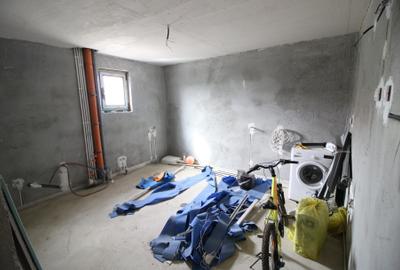 Vila D+P+M  Sat Costi ( Floricultura) cu bransamente la utilitati - 8