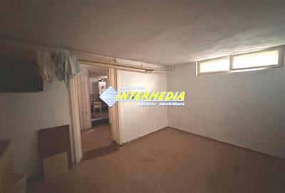 Casa 460 mp constr. D+P+1+M cu 426 mp teren CETATE Alba Iulia Lidl Curte Asfalt - 18