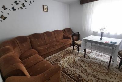 Casa de vanzare  in zona linistita. - 2