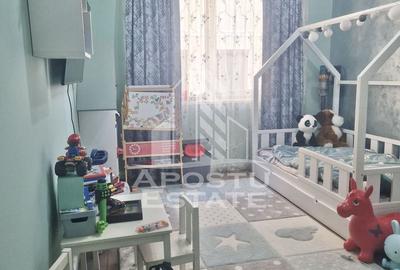 Apartament cu 3 camere si 2 bai, mobilat si utilat in Giroc la asfalt. - 11