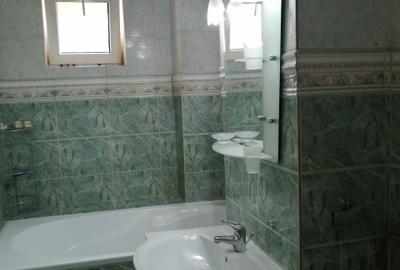 Dorobanti - Colegiul I.L.Caragiale, apartament spatios, etaj 1 - 15