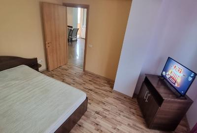 Inchiriez apartament 2 camere, Mamaia zona Summerland - 11