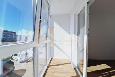 Aproape de Hotel IQ. Etajul 1. Model cu 2 balcoane. - 7