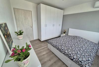 Apartament cu 2 camere decomandat în Crângași