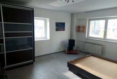 UNIRII-SPLAI,CAMERA DE COMERT,GARSONIERA 42 MP,MOBILATA MODERN,400 EURO - 1