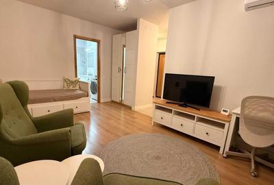 Garsonieră decomandată în Pipera