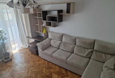 Apartament cu 2 camere decomandat în Gruia