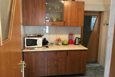 Vatra Luminoasa, casa 3 camere, langa Scoala 49 - 11