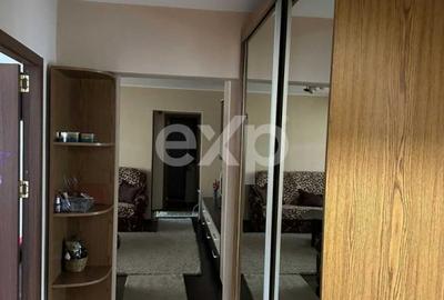 APARTAMENT 3 camere  PITESTI-Gavana semidecomandat , etaj 3 - 6