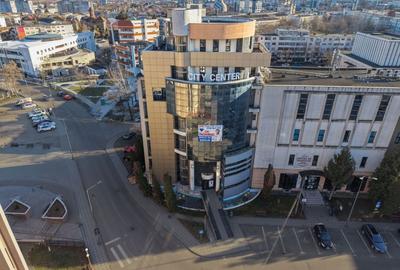 Birou, de 185 mp, în Ultracentral