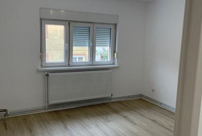 Apartament recent renovat parțial mobilat - 6