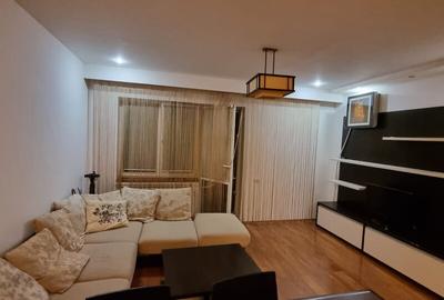 3 Camere | TIMPURI NOI | 71mp | Metrou - 3