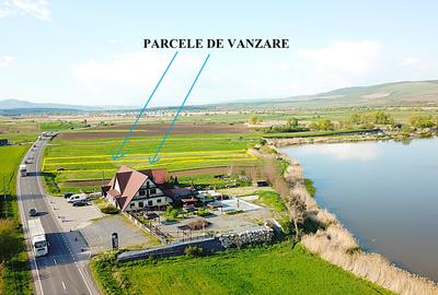 2 parcele de vanzare in Rotbav cu deschidere la DN si la lac - 2