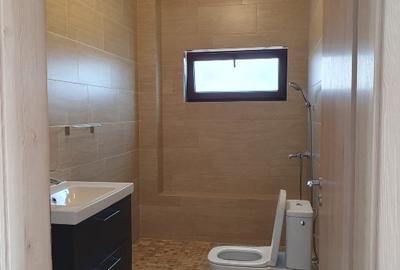 Casa individuala 318mp D + P + E si teren propriu 600 mp - 9