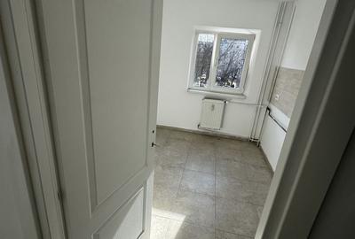 Langa Prospero. Renovat. Etaj 2/4. - 2