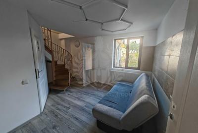 CASA // ZONA CENTRALA // 130 MP - 5