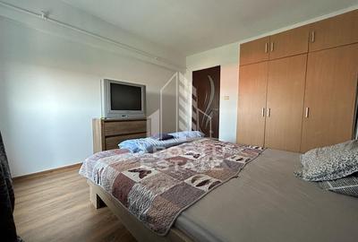 Apartament 3 camere, decomandat, zona Ultracentrala - 1