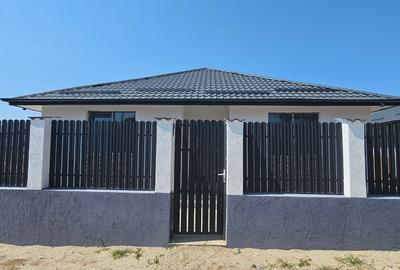 Casa parter 4 camere - La intrare in Com.Berceni - 1