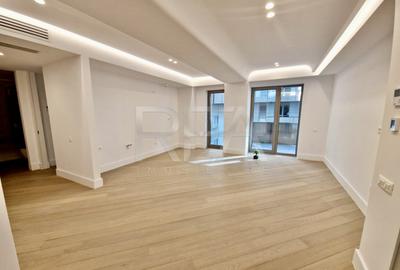 Apartament cu 3 camere semidecomandat în Iancu Nicolae