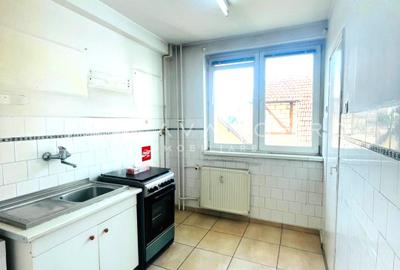 | Apartament 3 camere | 62 mp | Et intermediar | Grigorescu | - 10