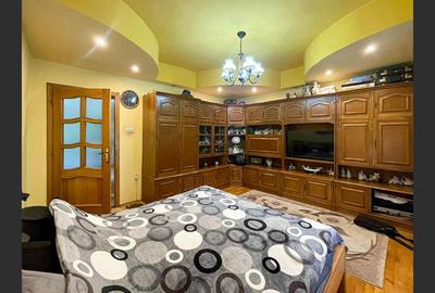 Casa 7 camere, teren 590 mp in Calnic - 5