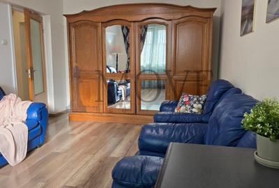 Apartament decomandat cu 2 camere + Loc parcare -TINERETULUI - STR TRESTIANA - 15