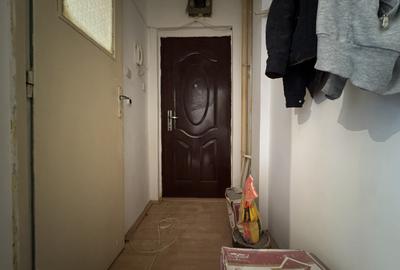 Apartament 2 camere, 31mp, etaj 2/4 -  Piata Doina - 9